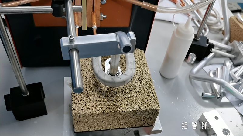 自动化嘿嘿视频在线观看焊接设备在铝件焊接中的应用主要体现在以下