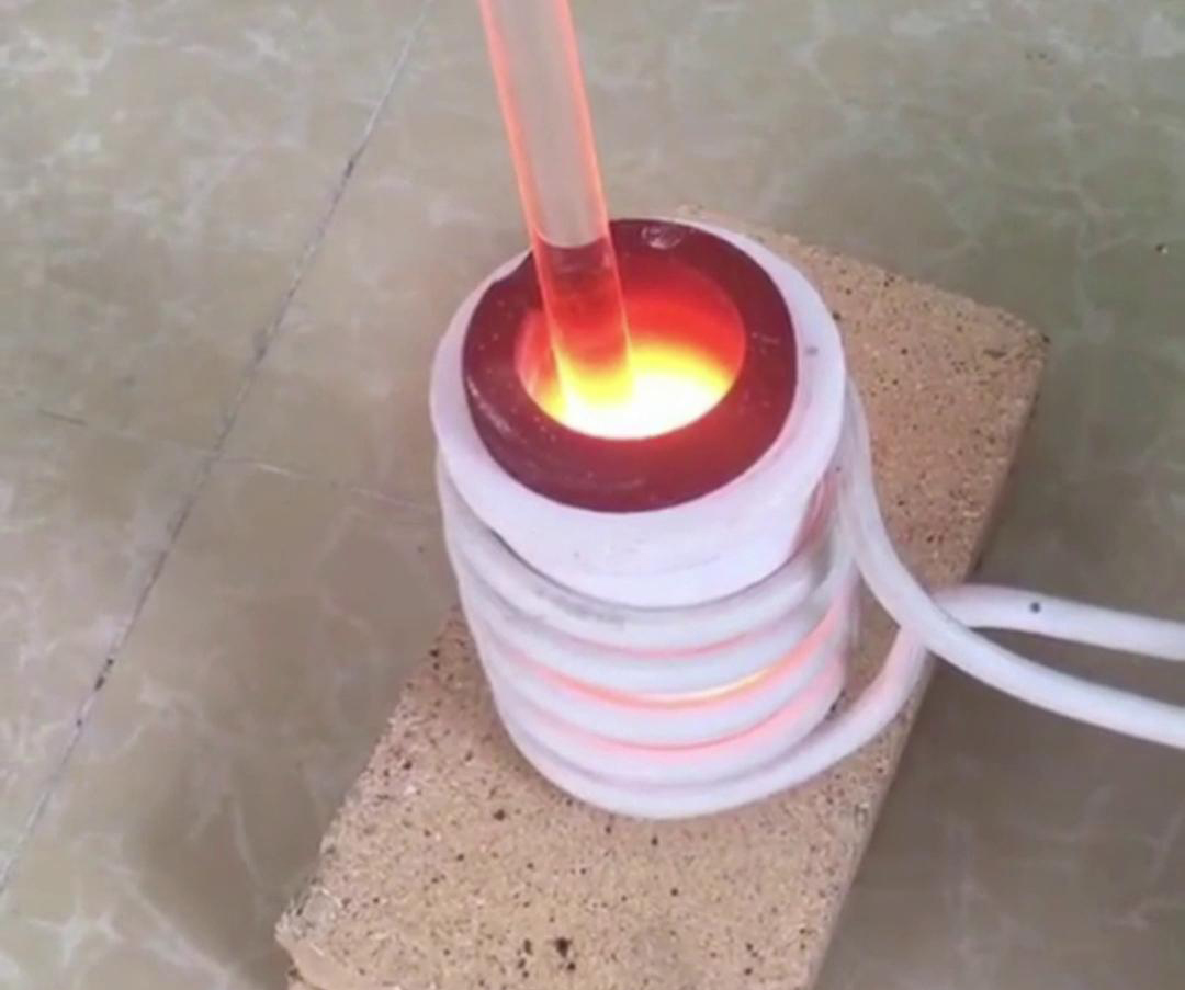 小型高频熔炼炉：家用电压，高效熔炼