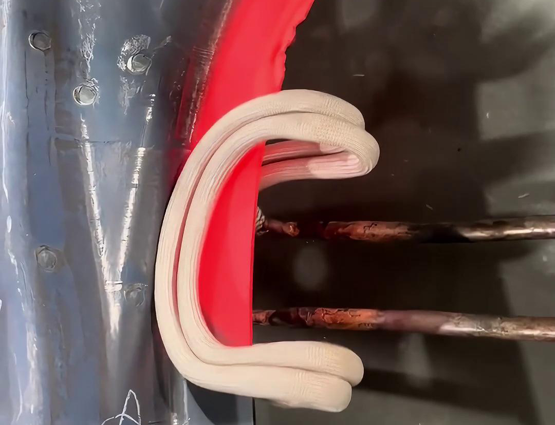 高频嘿嘿视频在线观看加热设备用开口嘿嘿视频在线观看加热线圈可以针对工件进行局部加热